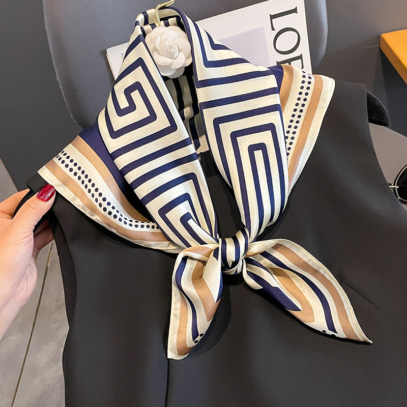 女性用シルクスカーフ,スクエア,ラグジュアリーブランド,ピュ - Wrist Wraps のレビューと価格